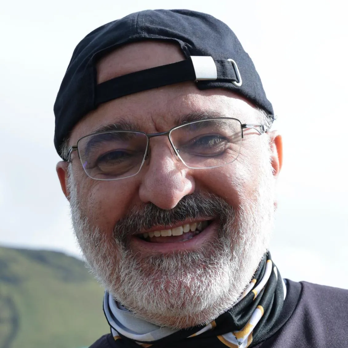 Dr. Cris Zambakides